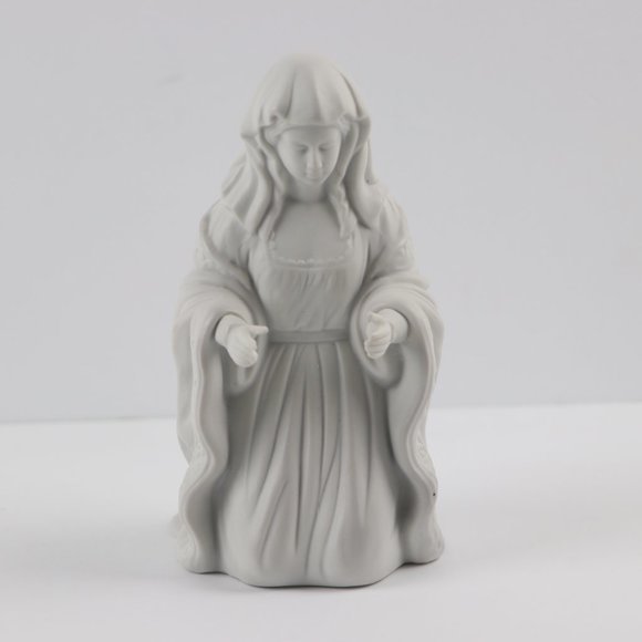 Cream Ivory Bisque Porcelain Nativity Set One Piece Figurine  O\'WELL Novelty Co. Hand Crafted 3 Pcs White Christmas Porcelain Nativity Set